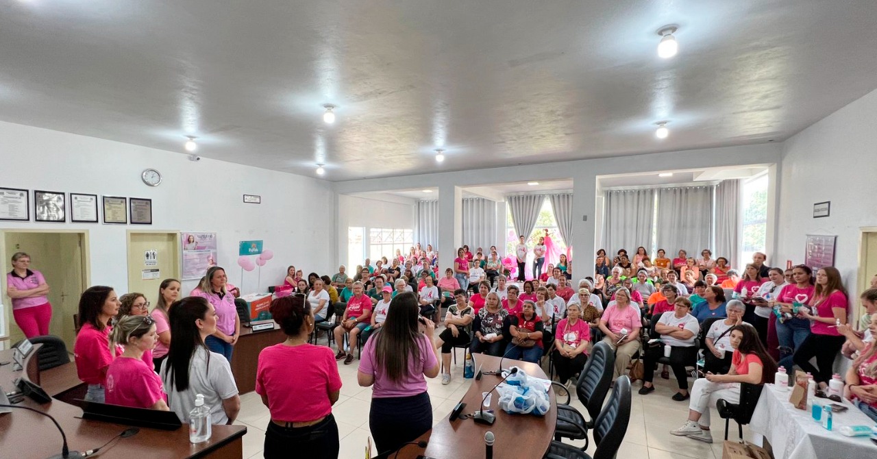 Evento “Outubro Rosa” é sucesso 